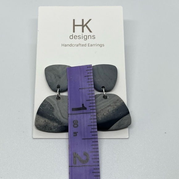 Cute Handcrafted Earrings - Picture 5 of 6